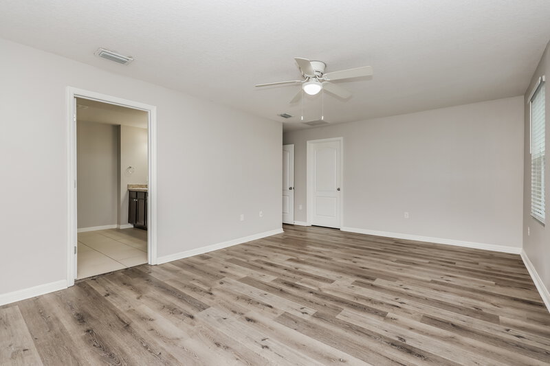 2,485/Mo, 12102 Fawn Brindle St Riverview, FL 33578 Main Bedroom View 2