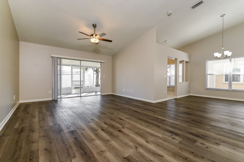3,910/Mo, 1111 Hardwood Dr Valrico, FL 33596 Living Room View 2