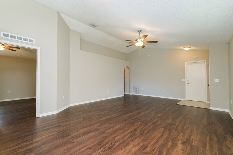 2,090/Mo, 6516 Tabogi Trl Wesley Chapel, FL 33545 Living Room View