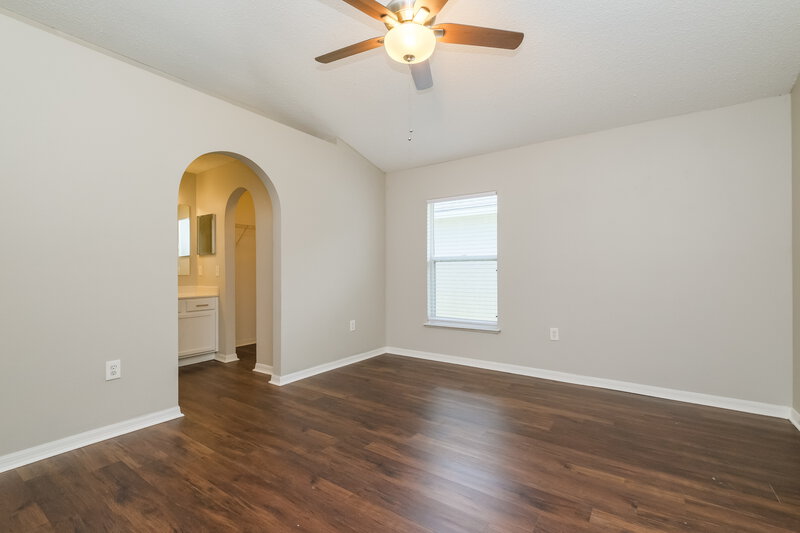 2,090/Mo, 6516 Tabogi Trl Wesley Chapel, FL 33545 Main Bedroom View