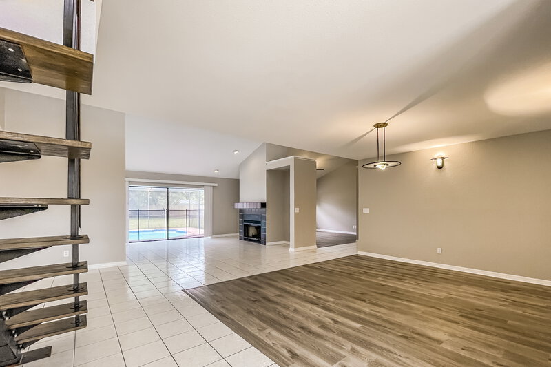 0/Mo, 3334 Brian Rd N Palm Harbor, FL 34685 Living Room View 2