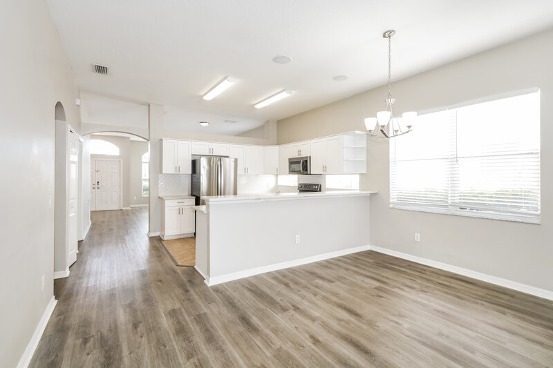 2,245/Mo, 34627 Smart Dr Zephyrhills, FL 33541 Dining Room View