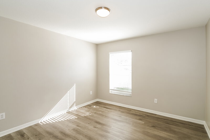 2,245/Mo, 34627 Smart Dr Zephyrhills, FL 33541 Bedroom View 3