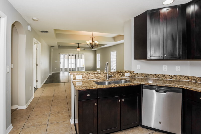2,175/Mo, 7603 Forest Mere Dr Riverview, FL 33578 Kitchen View 2