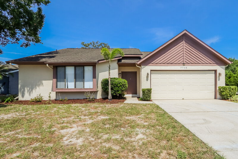 2,200/Mo, 7748 McPherson Dr New Port Richey, FL 34653 External View