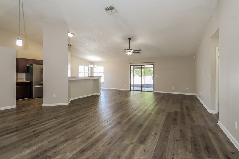 2,200/Mo, 7748 McPherson Dr New Port Richey, FL 34653 Living Room View