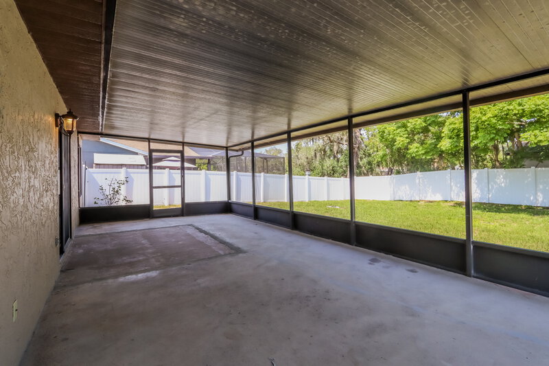 2,200/Mo, 7748 McPherson Dr New Port Richey, FL 34653 Sun Room View