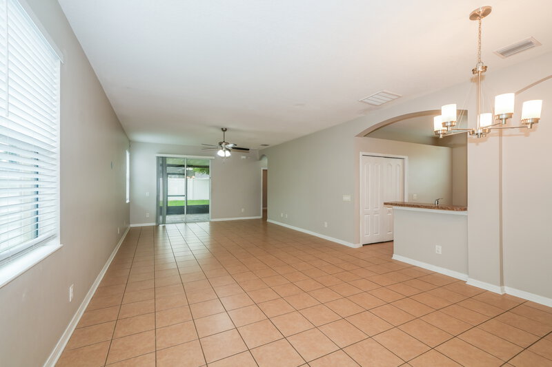 2,440/Mo, 8226 Summer Wood Ln Riverview, FL 33578 Living Room View