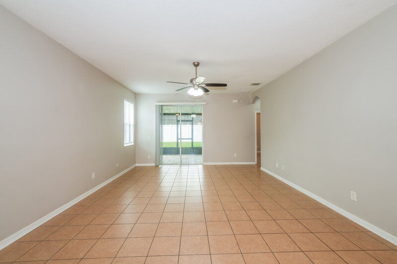 2,440/Mo, 8226 Summer Wood Ln Riverview, FL 33578 Living Room View 2