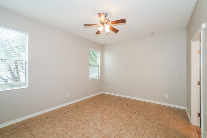 2,440/Mo, 8226 Summer Wood Ln Riverview, FL 33578 Main Bedroom View