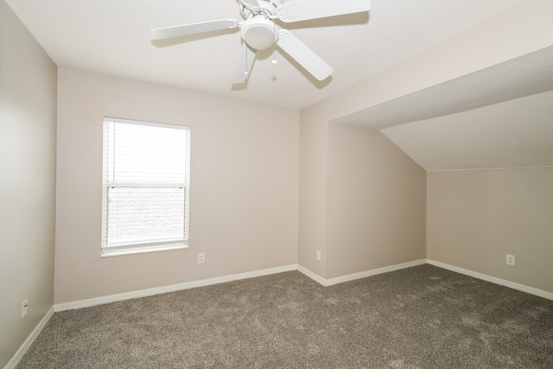 2,440/Mo, 8226 Summer Wood Ln Riverview, FL 33578 Bedroom View 3
