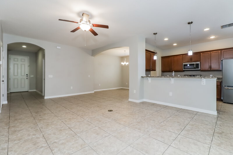 2,285/Mo, 3903 Pacente Loop Wesley Chapel, FL 33543 Living Room View 2