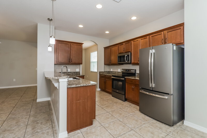 2,285/Mo, 3903 Pacente Loop Wesley Chapel, FL 33543 Kitchen View 2