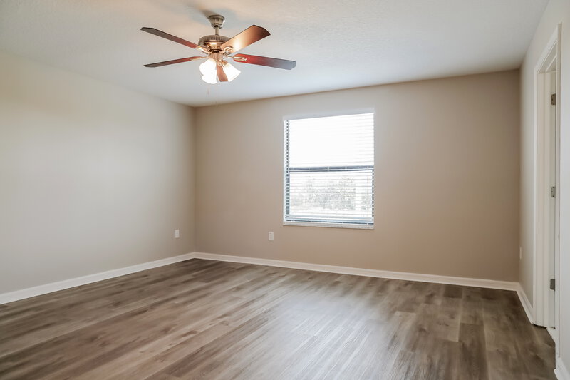 4,250/Mo, 11184 Leland Groves Dr Riverview, FL 33579 Main Bedroom View