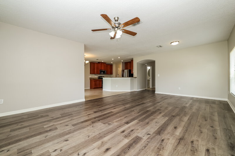 2,275/Mo, 6402 Trent Creek Drive Ruskin, FL 33573 Living Room View