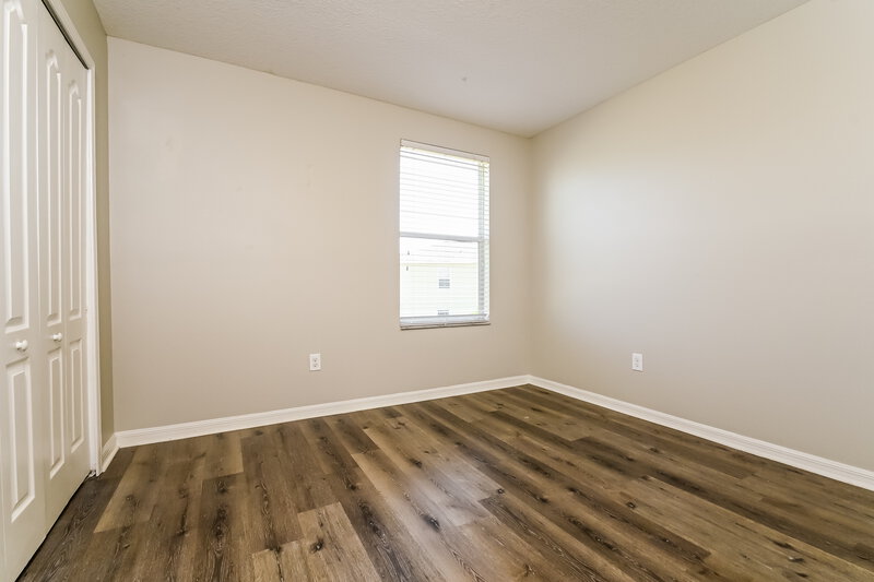 2,255/Mo, 6402 Trent Creek Drive Ruskin, FL 33573 Bedroom View 3