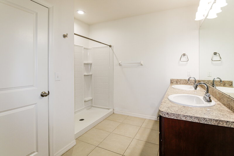 1,970/Mo, 3767 Bramblewood Loop Spring Hill, FL 34609 Main Bathroom View