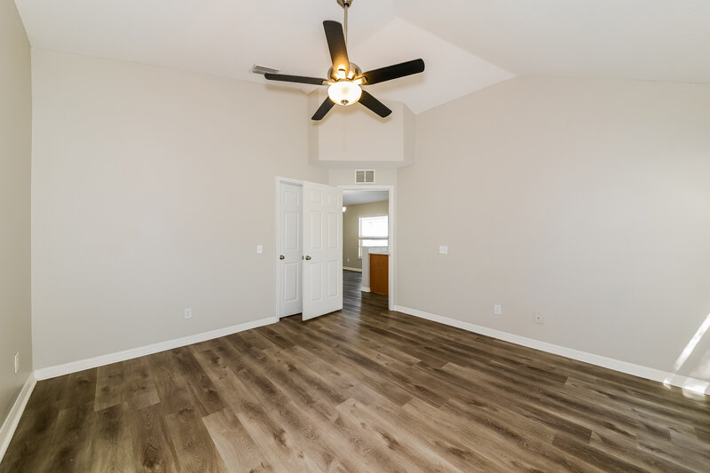 1,985/Mo, 1417 Delano Trent St Ruskin, FL 33570 Main Bedroom View 2