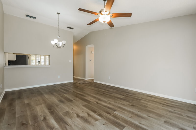 2,010/Mo, 1717 Cinnabar Ct Brandon, FL 33510 Living Room View