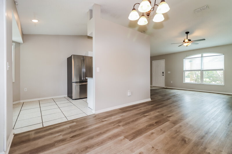 2,185/Mo, 8403 Yearling Ln New Port Richey, FL 34653 Dining Room View 2