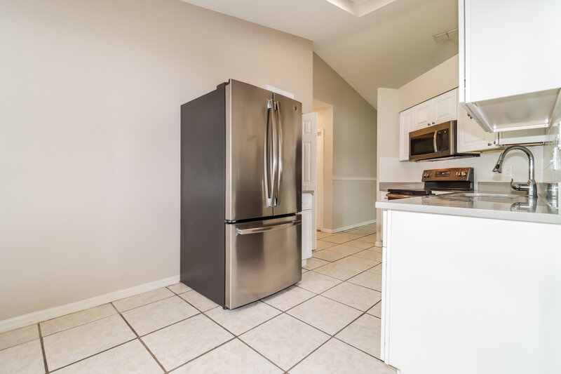 2,185/Mo, 8403 Yearling Ln New Port Richey, FL 34653 Kitchen View