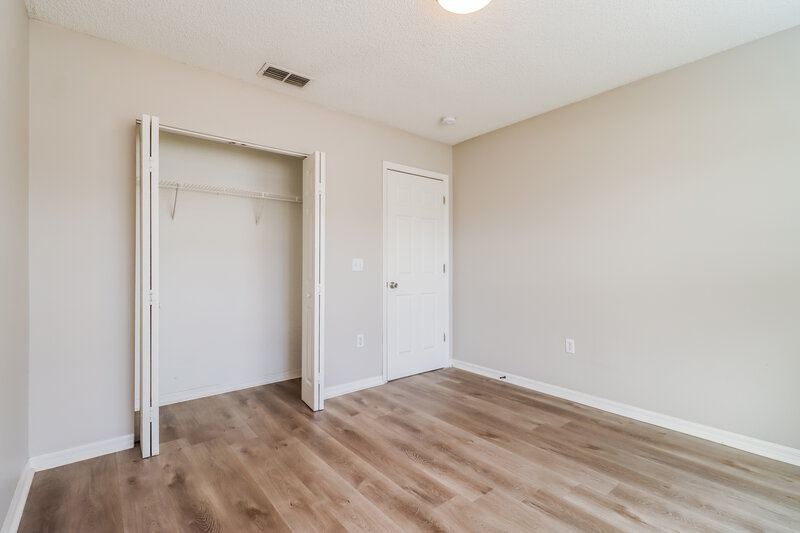 2,185/Mo, 8403 Yearling Ln New Port Richey, FL 34653 Bedroom View