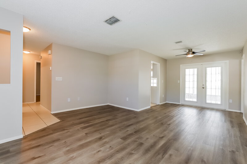 2,205/Mo, 4538 Swallowtail Drive New Port Richey, FL 34653 Living Room View