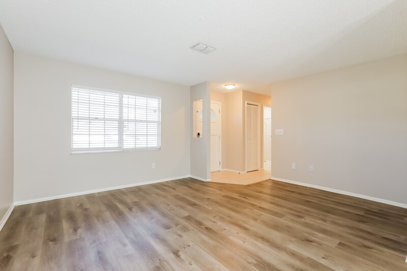 2,205/Mo, 4538 Swallowtail Drive New Port Richey, FL 34653 Living Room View 2