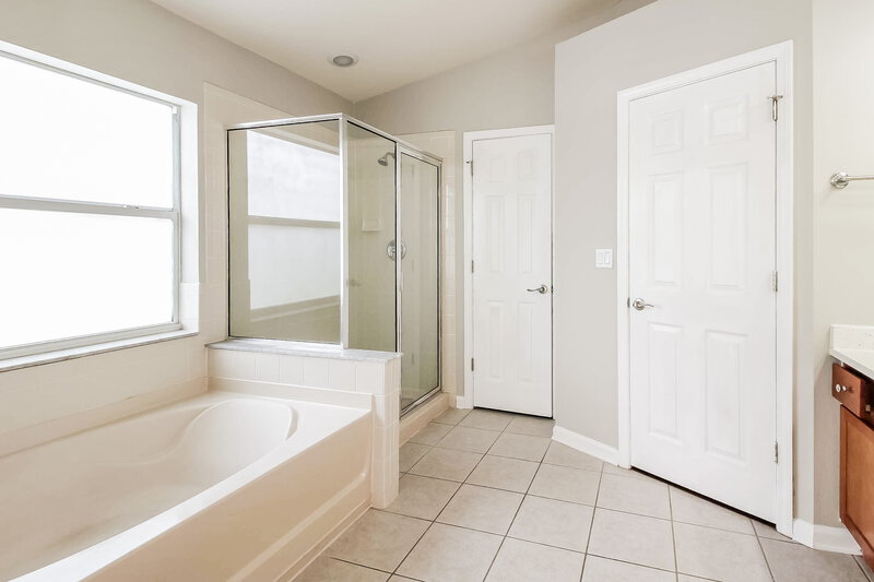 2,045/Mo, 749 Nodding Shade Drive Spring Hill, FL 34604 Main Bathroom View
