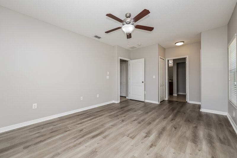 2,625/Mo, 1121 Seminole Sky Dr Ruskin, FL 33570 Main Bedroom View 2