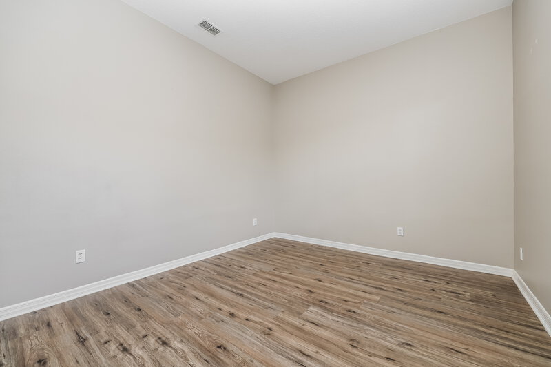 2,625/Mo, 1121 Seminole Sky Dr Ruskin, FL 33570 Bedroom View