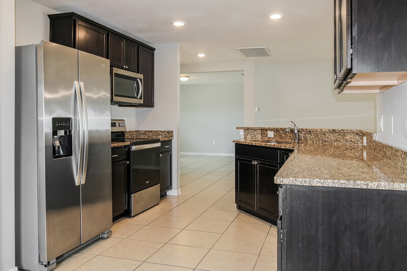 1,855/Mo, 4176 High Ridge Ave Spring Hill, FL 34609 Kitchen View 2