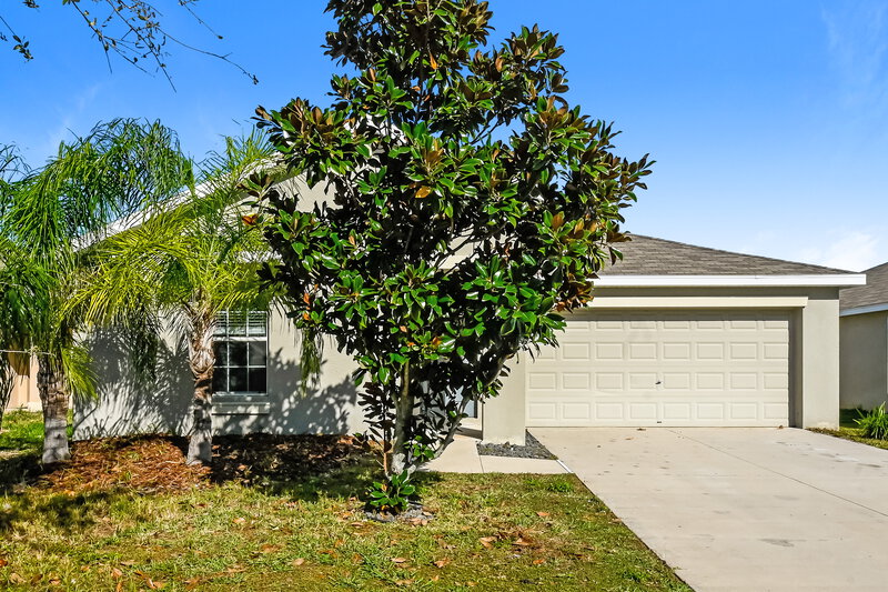 1,970/Mo, 8108 Cherry Branch Dr Ruskin, FL 33573 External View