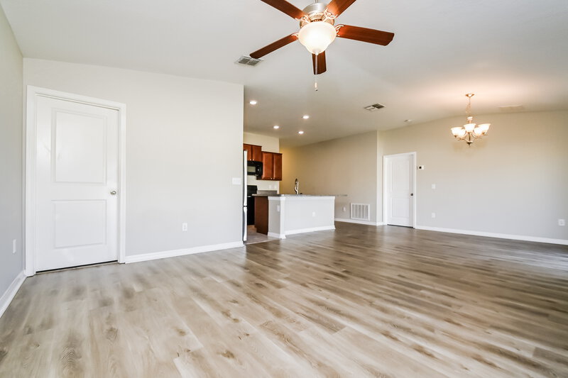 1,970/Mo, 8108 Cherry Branch Dr Ruskin, FL 33573 Living Room View