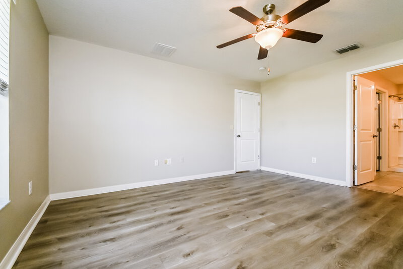 1,970/Mo, 8108 Cherry Branch Dr Ruskin, FL 33573 Main Bedroom View 2