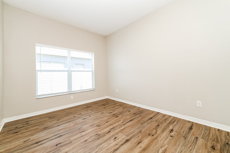 2,120/Mo, 1807 Bonita Bluff Ct Ruskin, FL 33570 Living Room View 2
