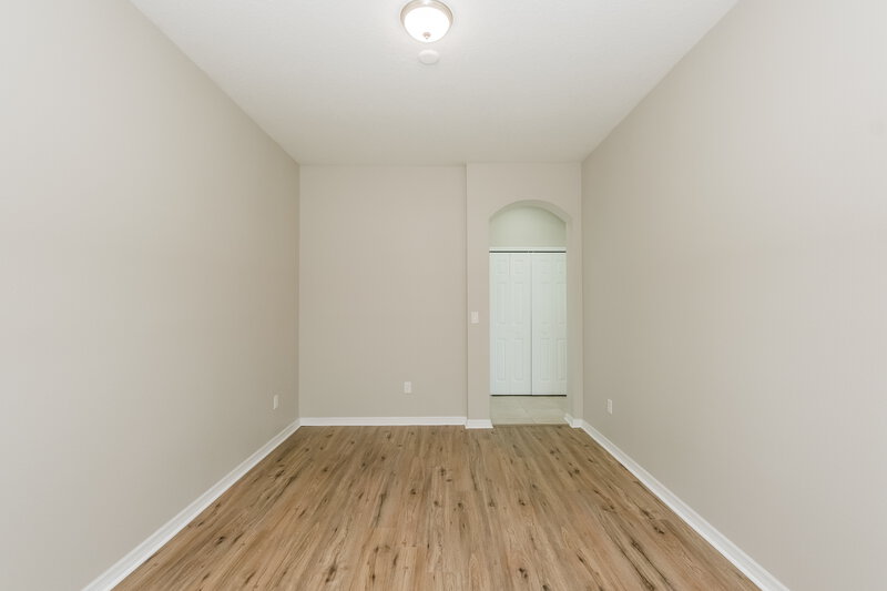 2,120/Mo, 1807 Bonita Bluff Ct Ruskin, FL 33570 Bedroom View 3