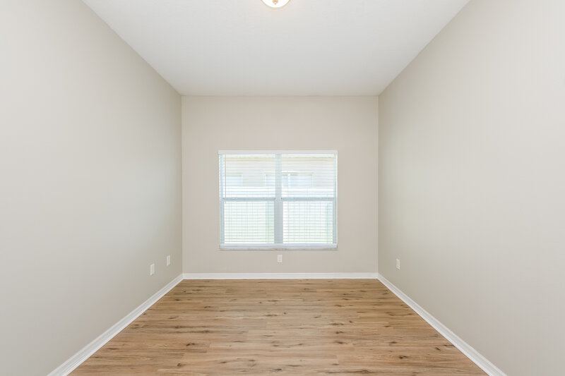 2,120/Mo, 1807 Bonita Bluff Ct Ruskin, FL 33570 Bedroom View 4