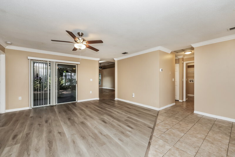1,985/Mo, 4807 Weasel Dr New Port Richey, FL 34653 Living Room View