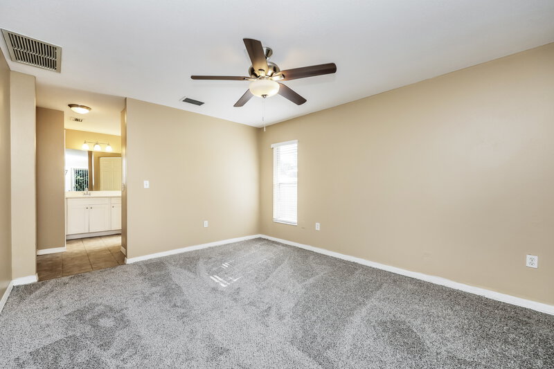 1,985/Mo, 4807 Weasel Dr New Port Richey, FL 34653 Main Bedroom View