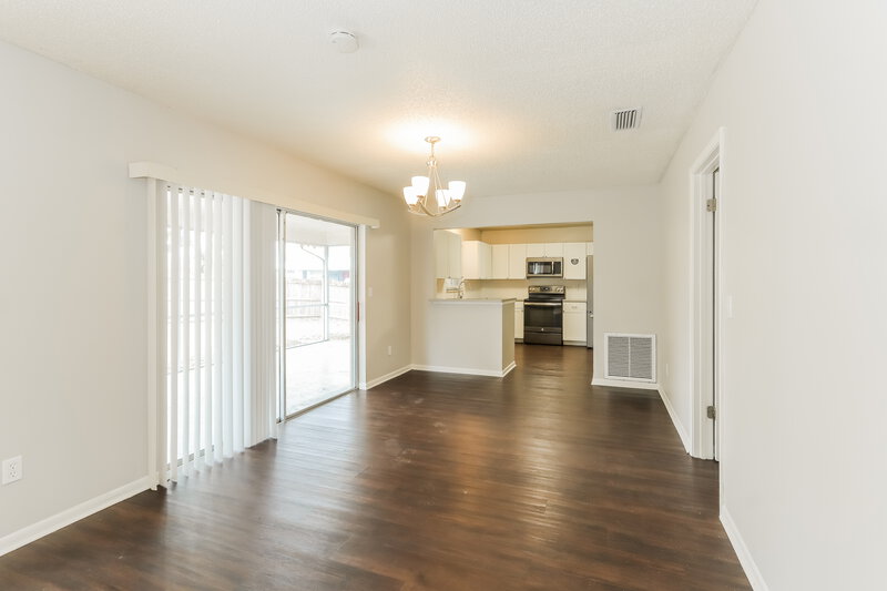 1,850/Mo, 4513 Bromley Avenue Spring Hill, FL 34609 Family Room View 2