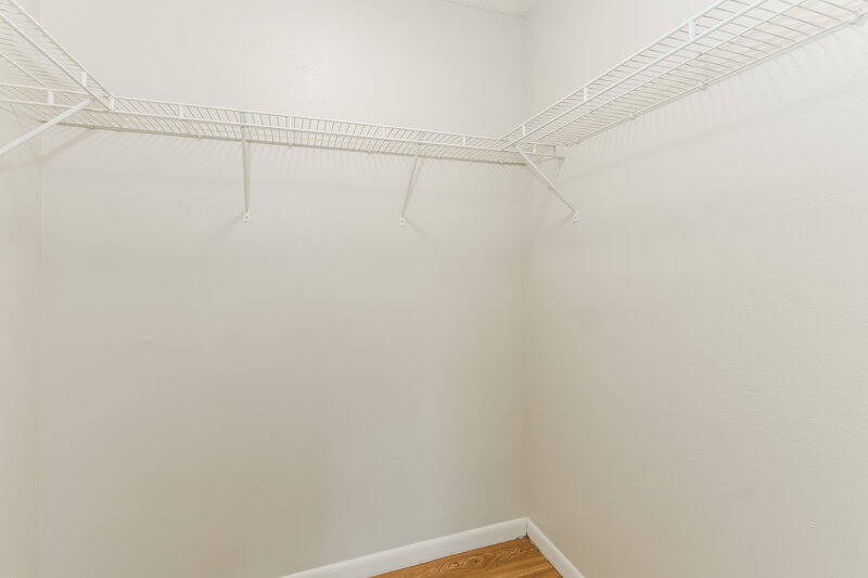 1,850/Mo, 4513 Bromley Avenue Spring Hill, FL 34609 Walk In Closet View