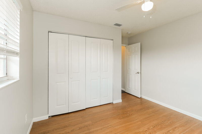 1,850/Mo, 4513 Bromley Avenue Spring Hill, FL 34609 Bedroom View 2