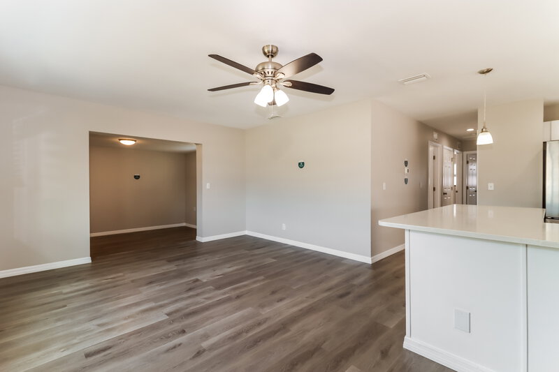 4,220/Mo, 5615 Larimer Dr Tampa, FL 33615 Dining Room View