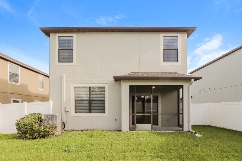 2,370/Mo, 12322 Victarra Pl Trinity, FL 34655 Rear View