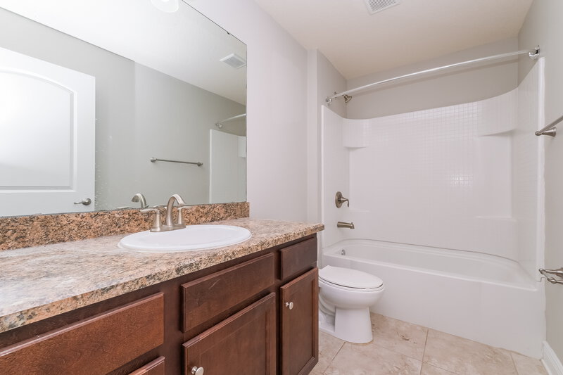 3,220/Mo, 13207 Precept Way Hudson, FL 34669 Bathroom View