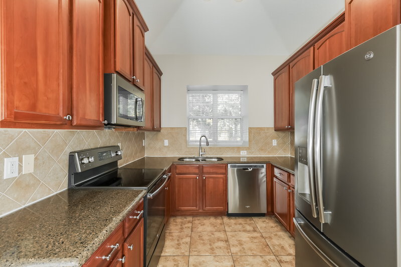 2,130/Mo, 11910 Old Tuscany Pl New Port Richey, FL 34654 Kitchen View