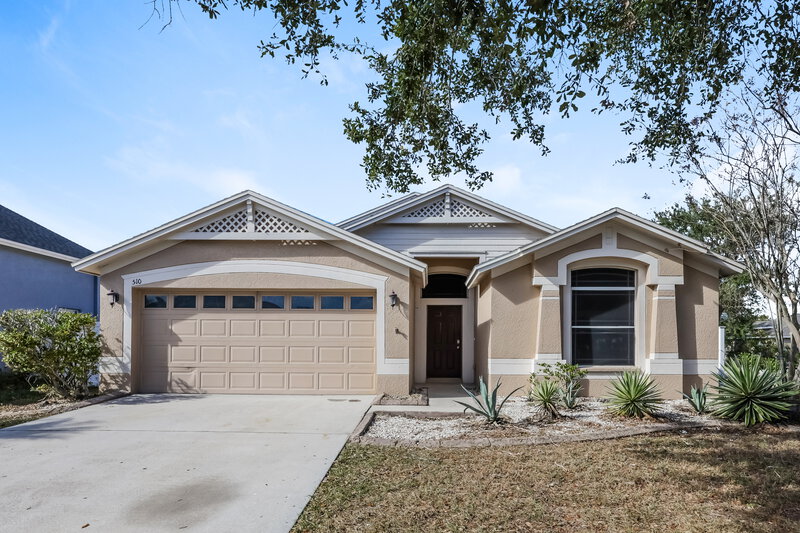 2,240/Mo, 510 Caribe Ridge Way Ruskin, FL 33570 External View