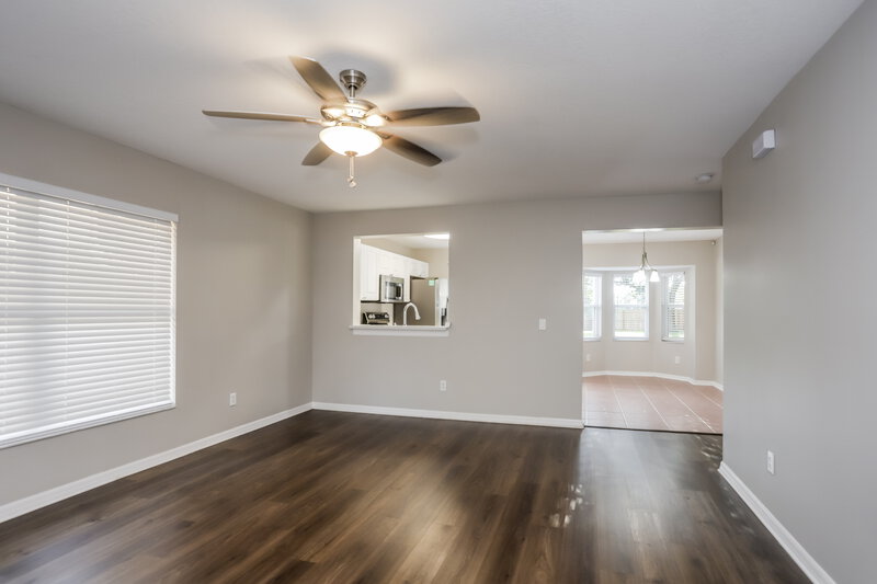 3,800/Mo, 8554 Hawbuck St Trinity, FL 34655 Living Room View 2