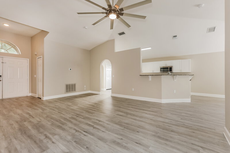 2,335/Mo, 807 Rocky Mountain Court Valrico, FL 33594 Living Room View